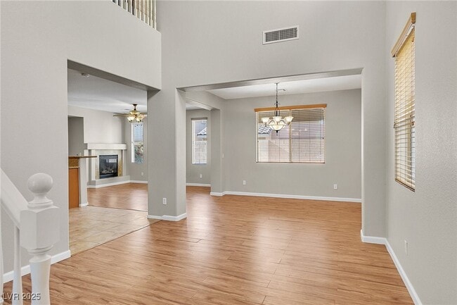 Building Photo - 6160 Sugartree Ave