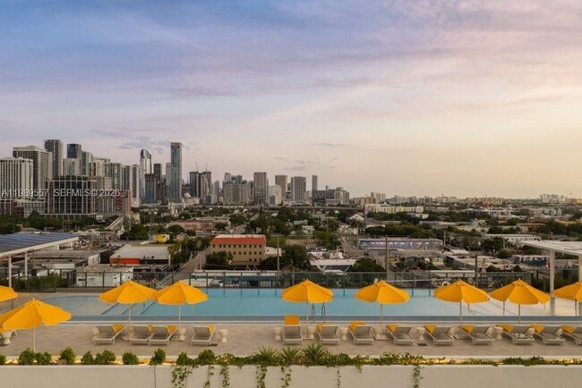 Building Photo - 2200 NW 1st Ave