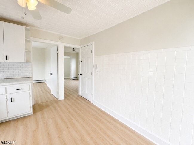 Building Photo - 115 Columbus Pl
