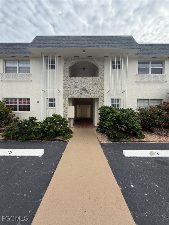 Building Photo - 4923 Vincennes Ct