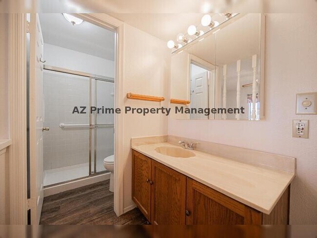 Building Photo - 5807 W Acoma Dr