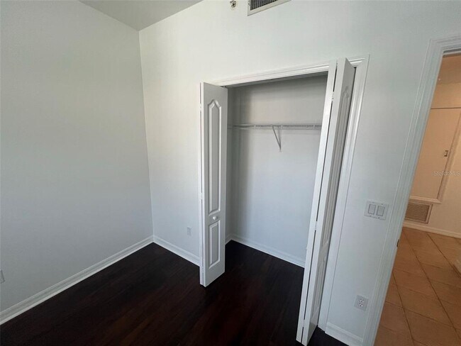 Building Photo - 4270 Vicenza Dr