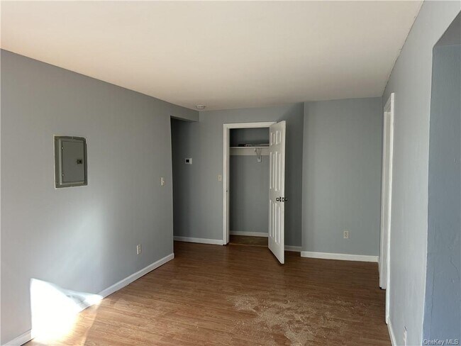 Building Photo - 47 John St