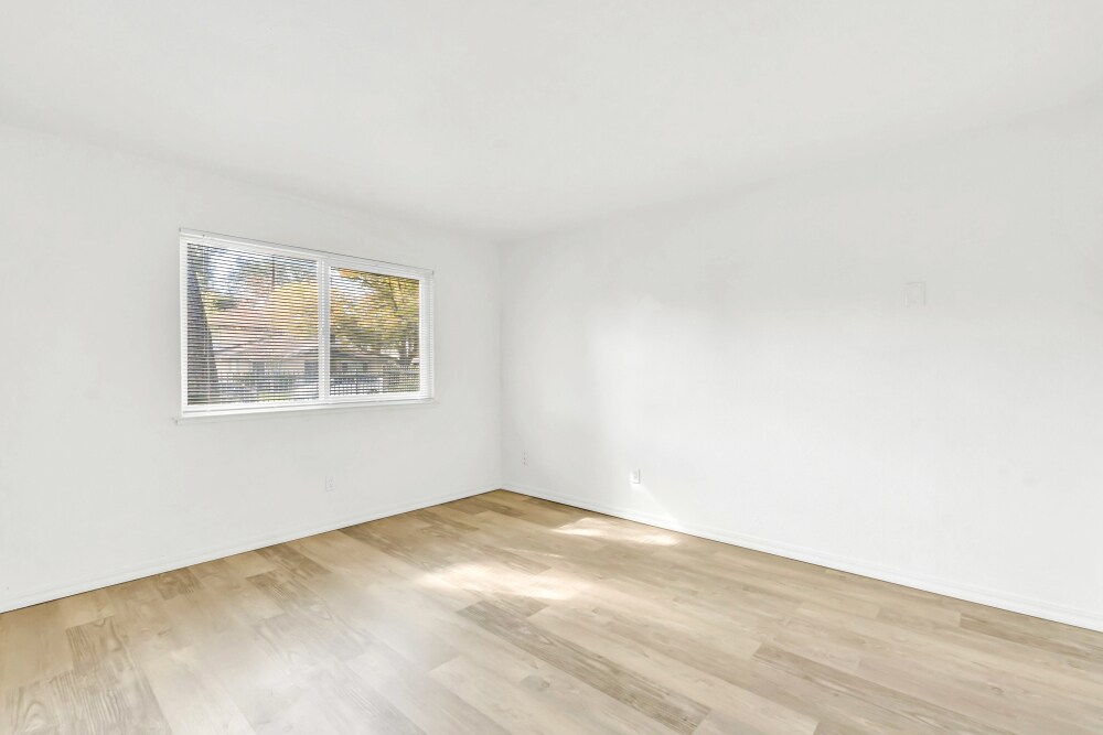 Building Photo - 812 Carro Dr