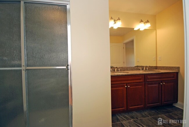 Building Photo - 32 Cinder Rd