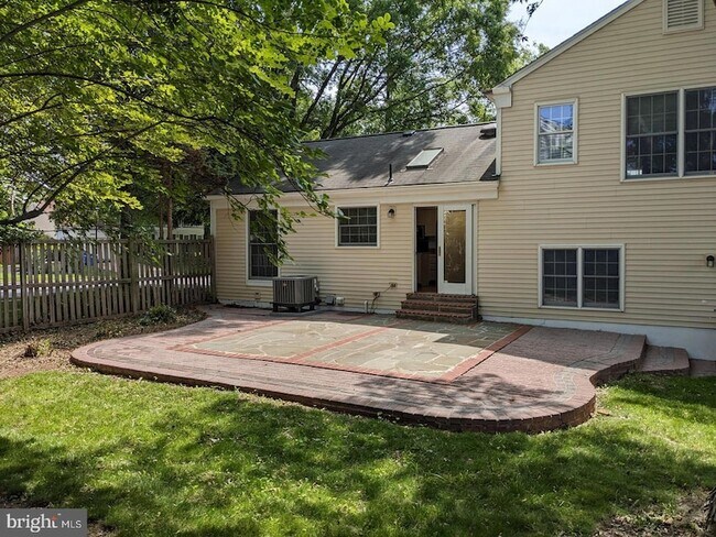 Building Photo - 4500 Stone Pine Ct