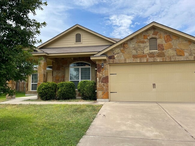 Primary Photo - Application Received! 3 bed, 2 bath with B...