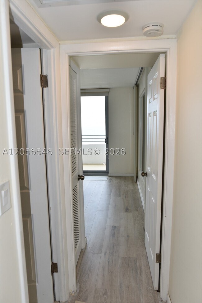 Building Photo - 5555 Collins Ave