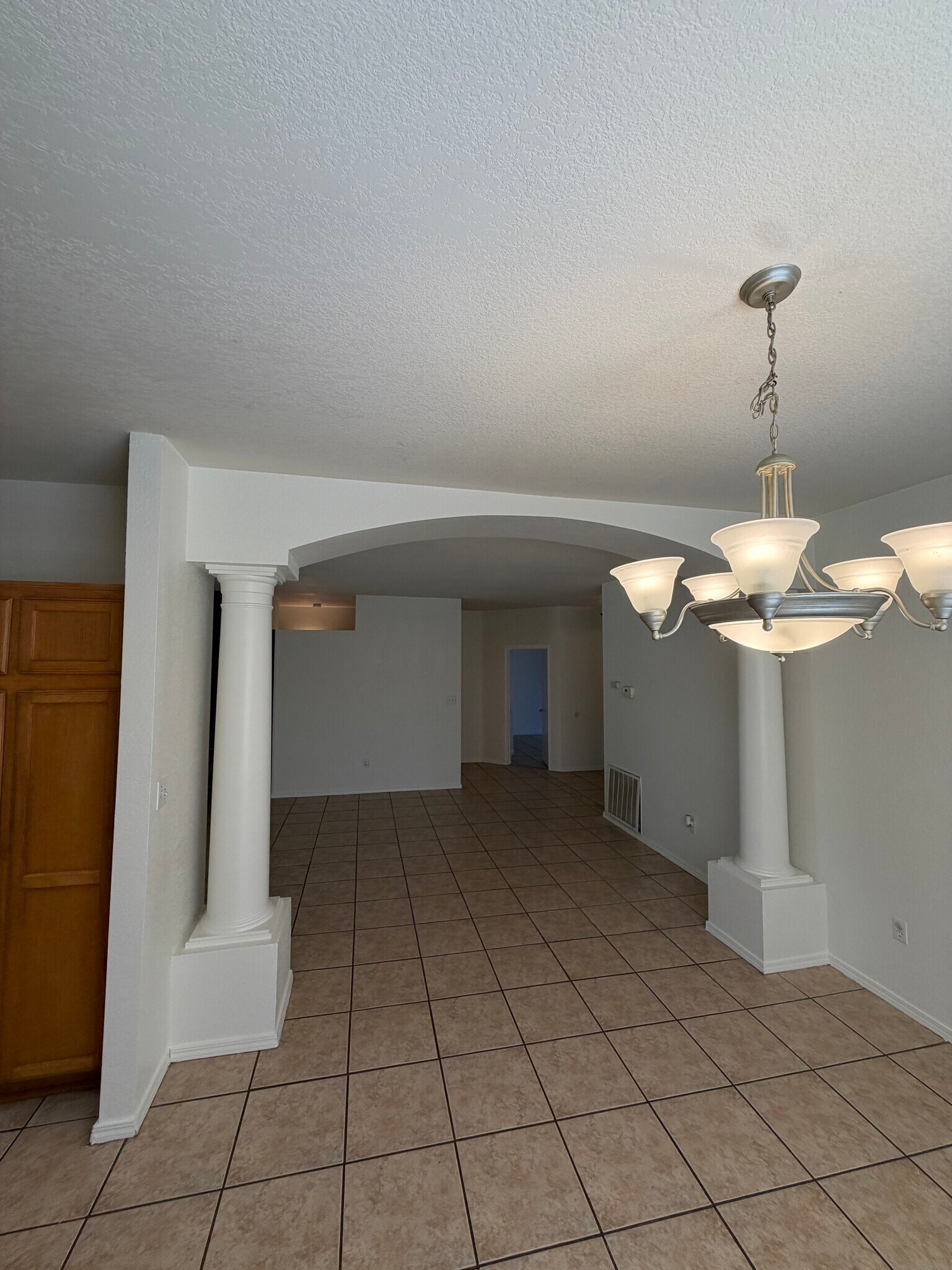 Building Photo - 10808 Tivoli Ct