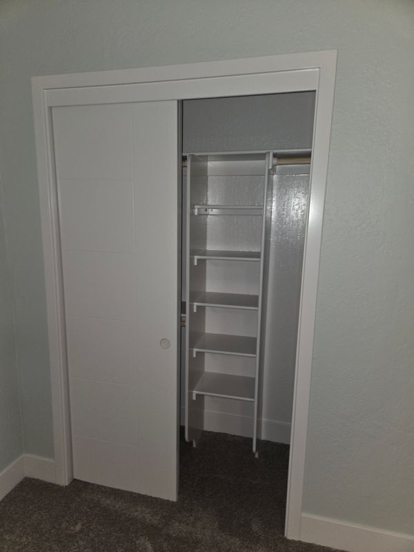 Building Photo - 534 College St