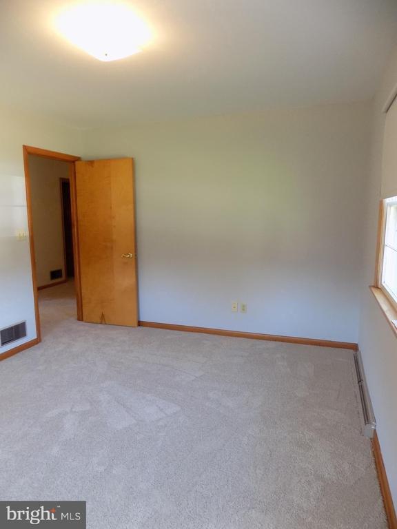 Building Photo - 1413 Cherokee Ln