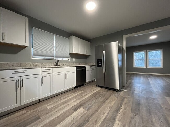 Building Photo - 1229 Jenkins St