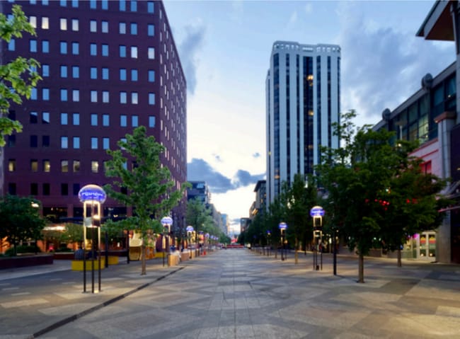16th Street Mall - 1625 Larimer St