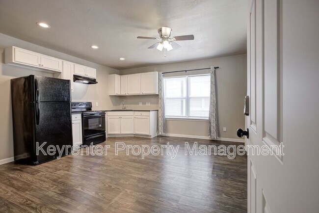 Building Photo - 2325 NW 12th St