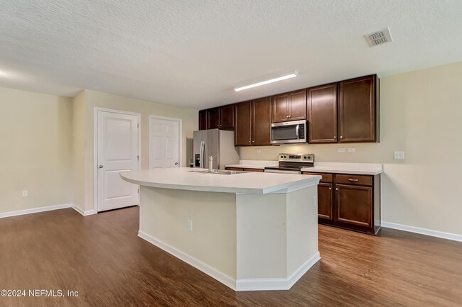 Building Photo - 11168 Watkins Ct
