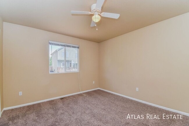 Building Photo - 8647 Silver Glen Dr