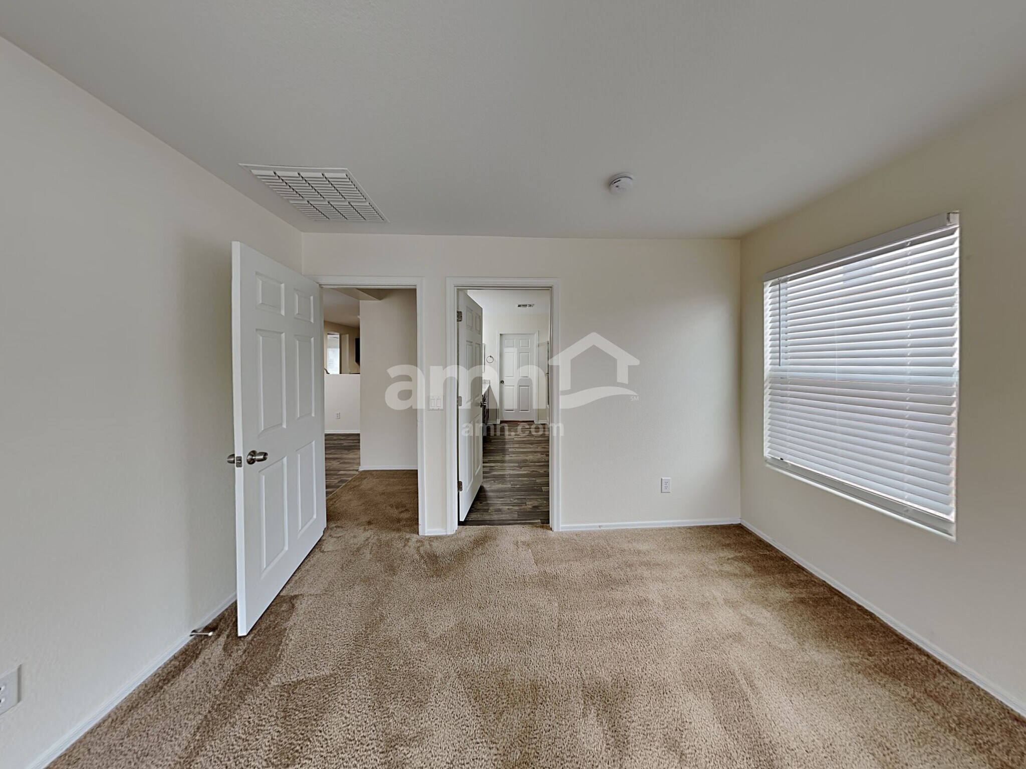 Building Photo - 3631 E Foxtrotter Rd