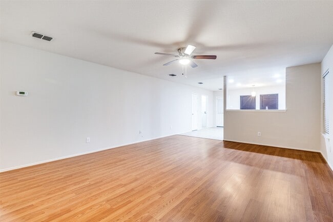 Building Photo - 1909 Diamond Lake Trail