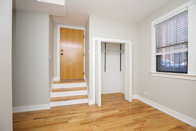 Building Photo - 2917 N Mildred Ave