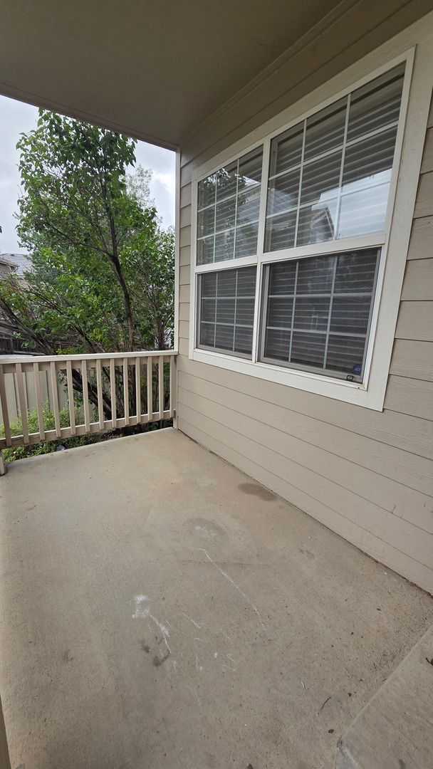 Building Photo - Spacious 5-Bedroom Home in Desirable Rock Creek – Fresh Updates & Fantastic Location!