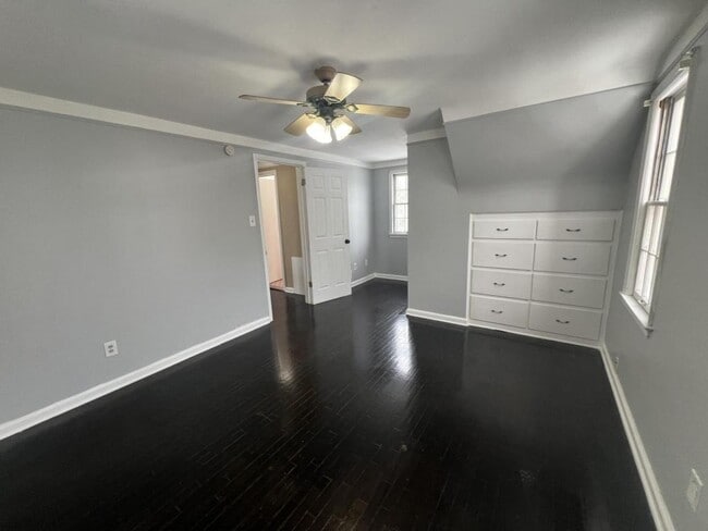 Building Photo - 1308 Ida Ave