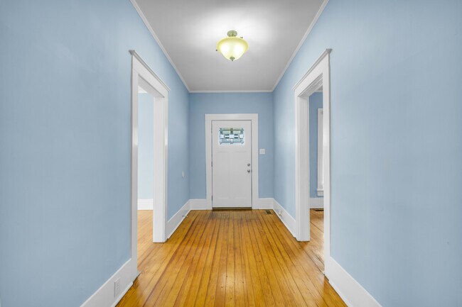 Building Photo - 801 NC-33