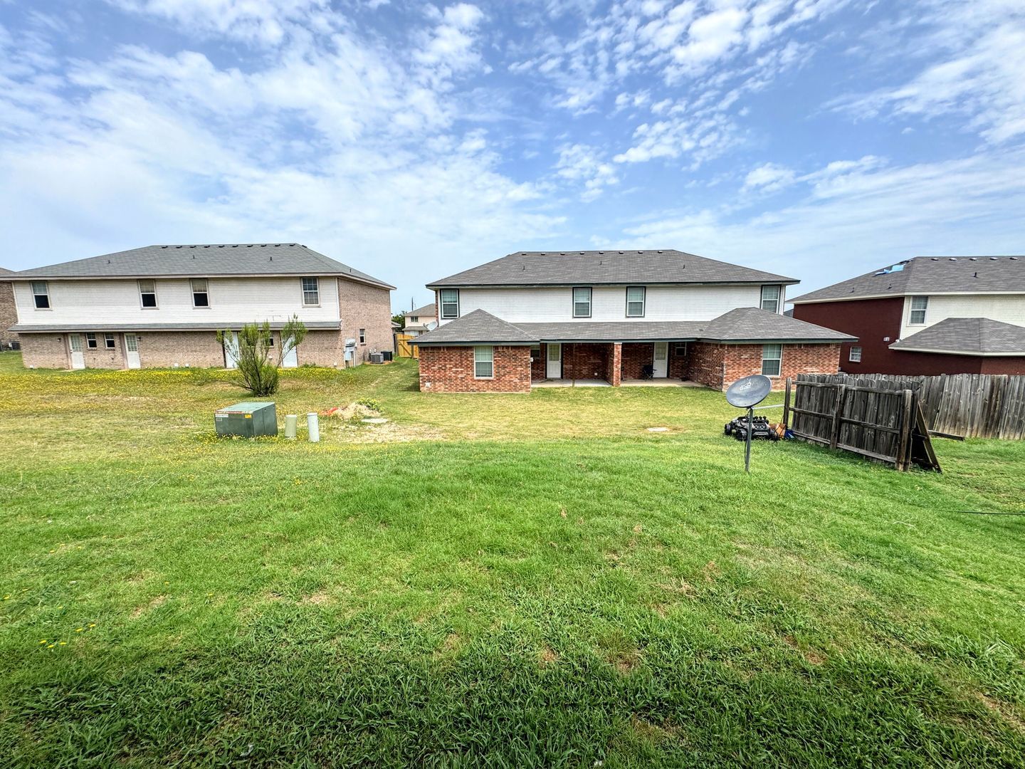 Building Photo - 4405 Abigail Dr