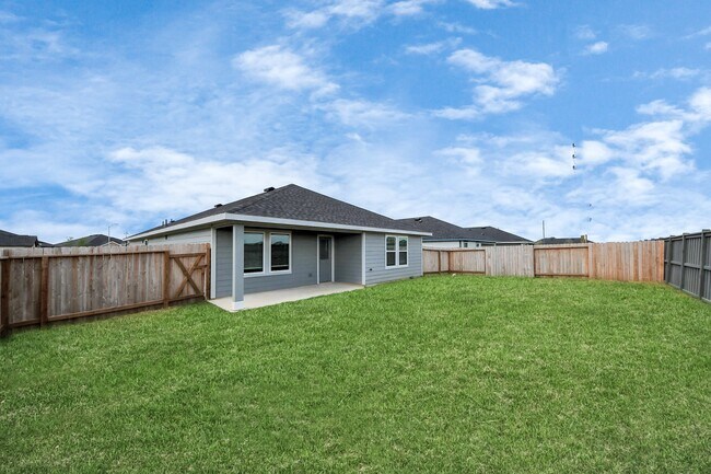 Building Photo - 2007 Woodlark Way