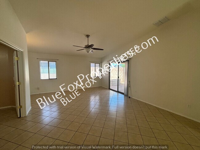 Building Photo - 7135 S Oakbank Dr