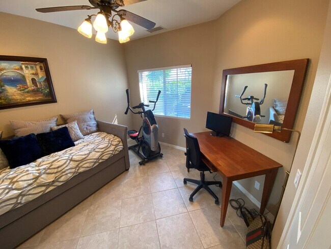 Building Photo - 80100 Presidio Ct