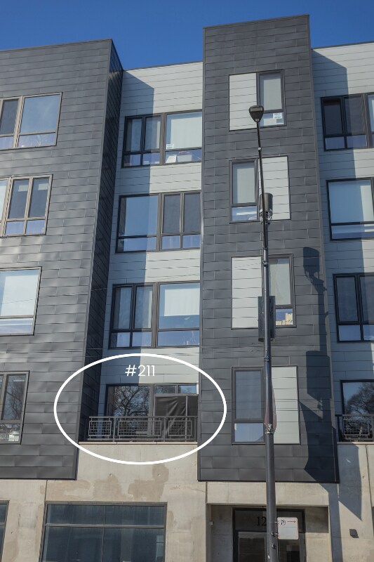 Building Photo - 4806 N Magnolia Ave