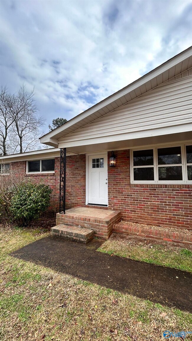 Building Photo - 6407 Marsh Ave NW