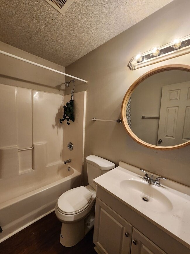 Building Photo - Arden Rental
