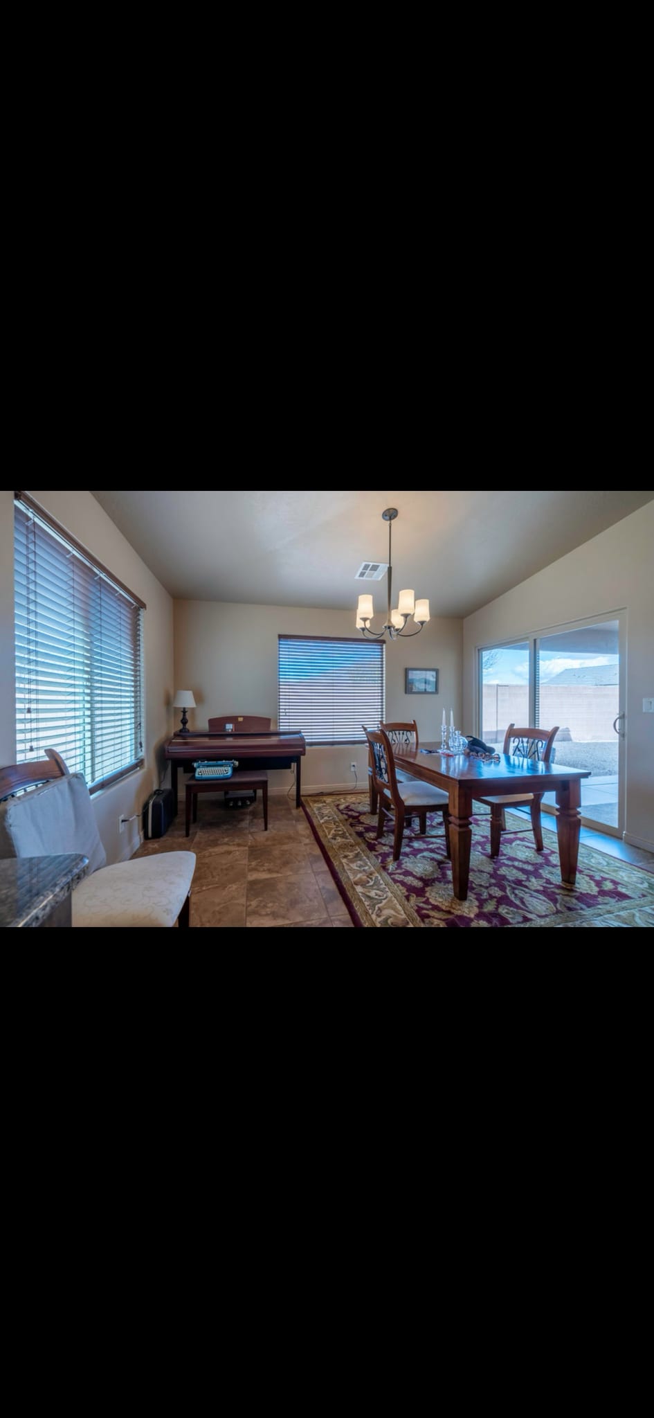 Building Photo - 3011 E Crimson Ridge Dr