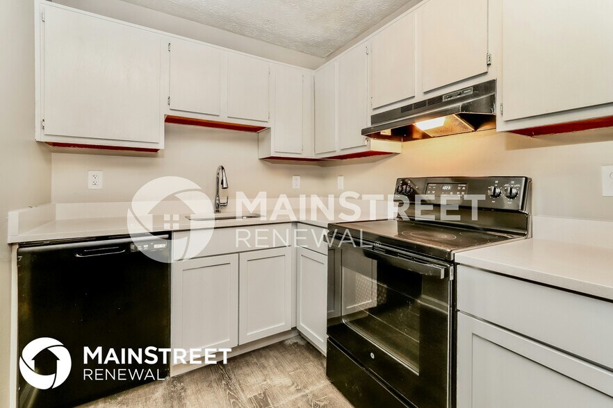 Building Photo - 2913 Dumesnil St