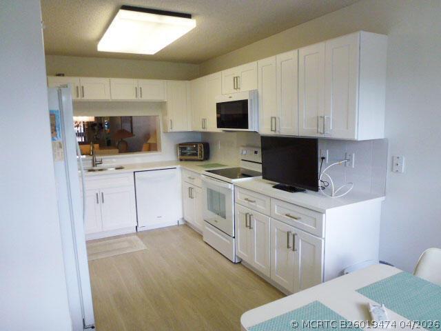 Building Photo - 5550 Witney Dr