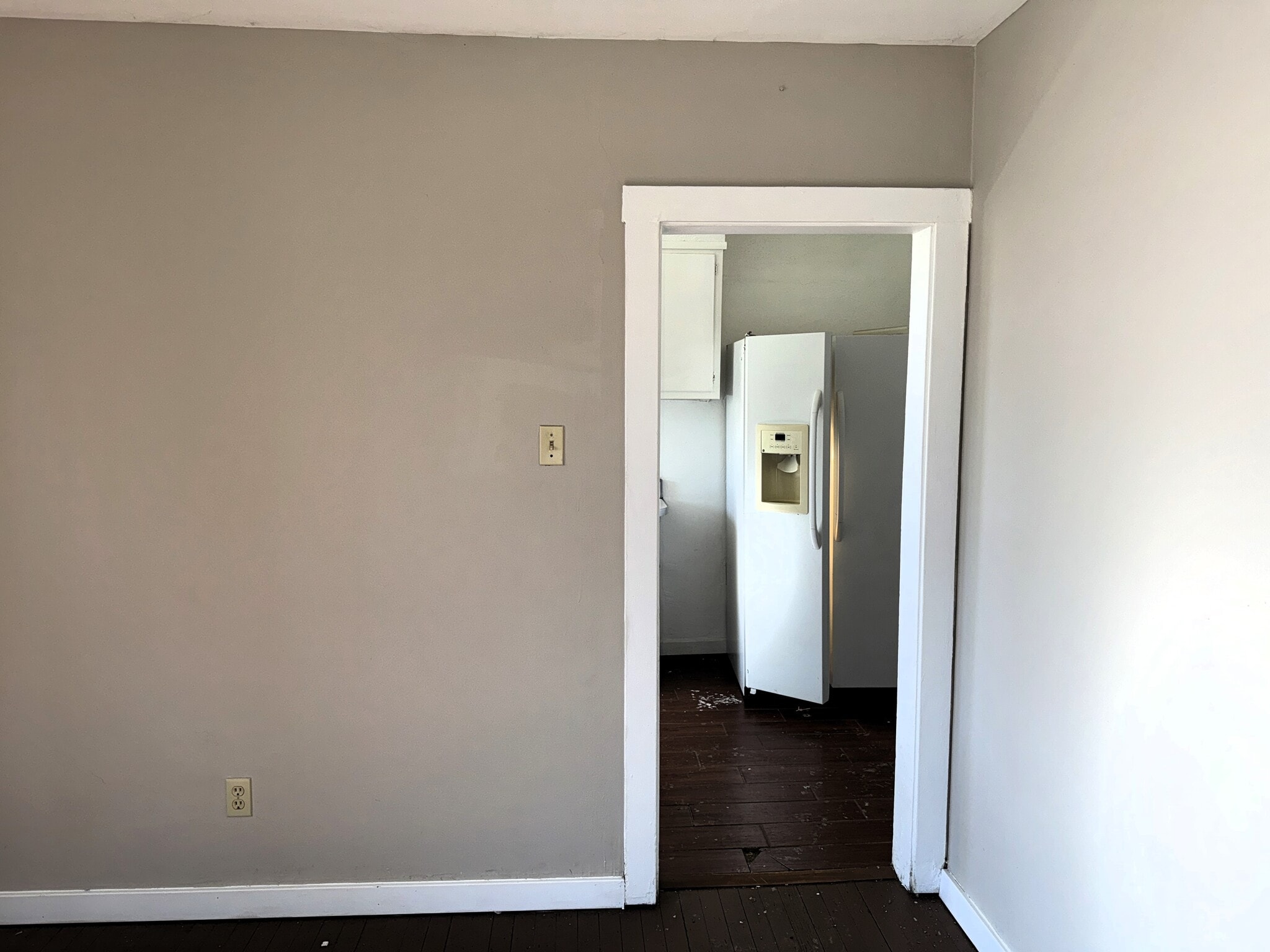 Building Photo - 909 Perry Hwy