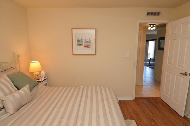 Building Photo - 5245 Coquina Key Dr SE
