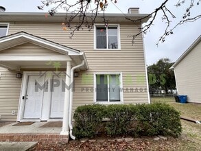 Building Photo - 204 S Cromwell St