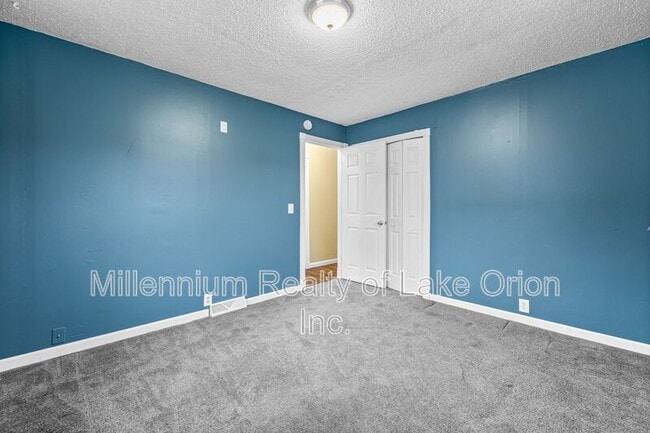 Building Photo - 5394 Drayton Rd