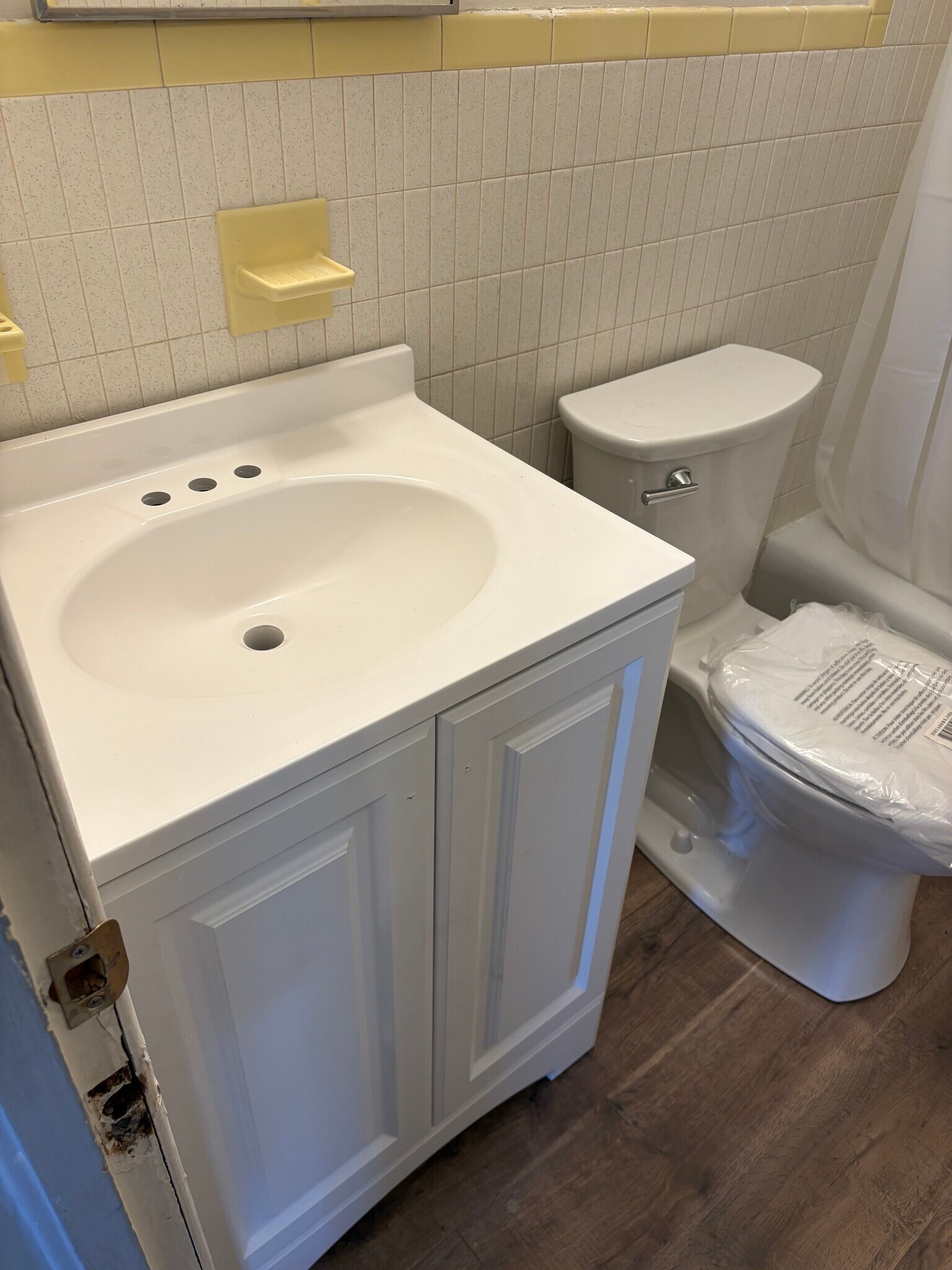 bathroom - 19 Essex Ave