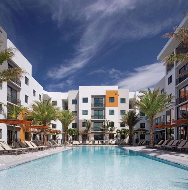 Building Photo - 135 NW 20th St