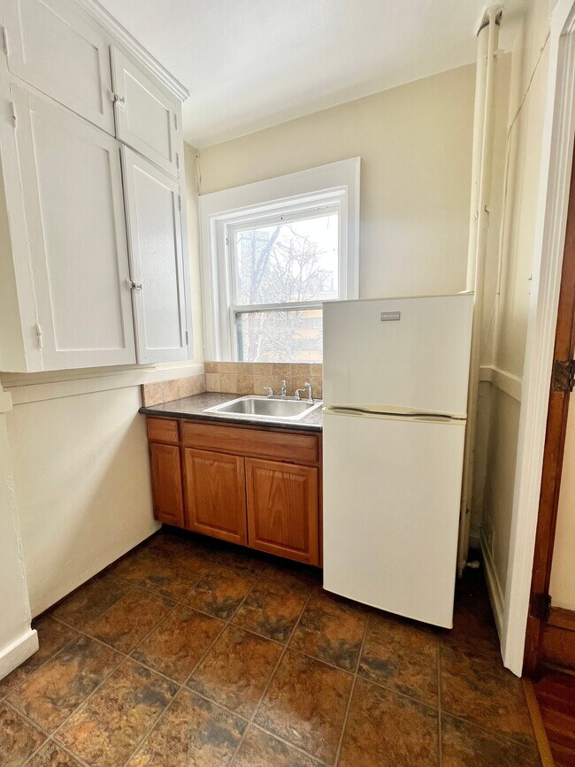 IMG_0807 - Cross Apartments