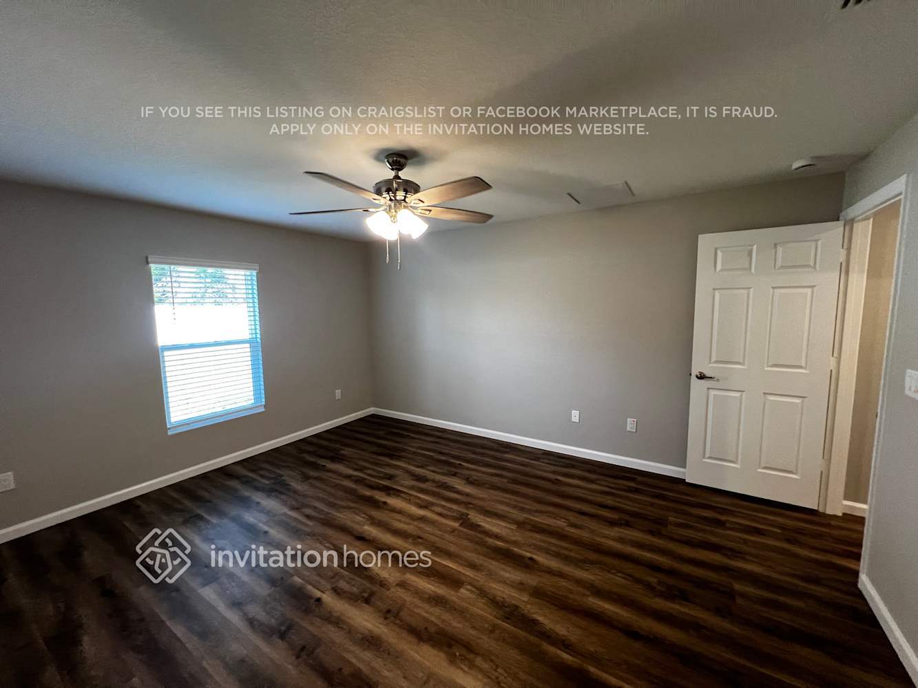 Building Photo - 2385 SW Chateau Terrace