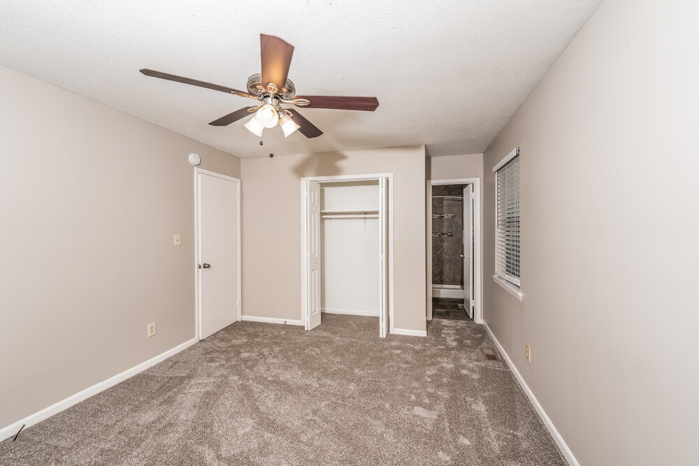 Building Photo - 5201 Willow Ridge Ln