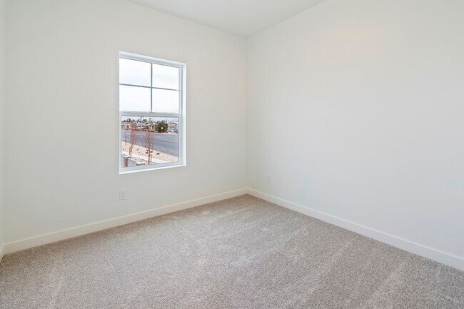 Building Photo - 4814 Washoe Ct