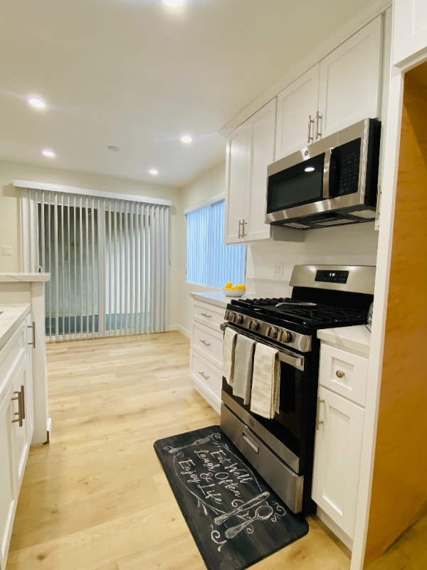 Building Photo - 8919 Longden Ave