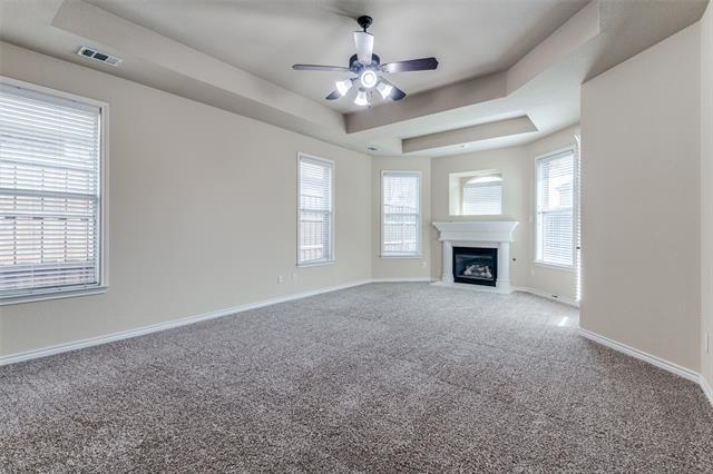 Building Photo - 11233 Seguin Dr