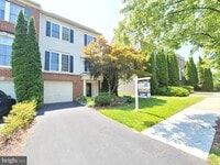 Building Photo - 12 Rockingham Ct