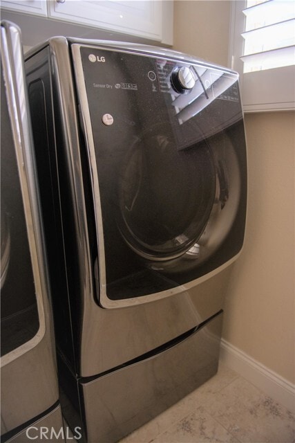 Building Photo - 56 Twin Gables